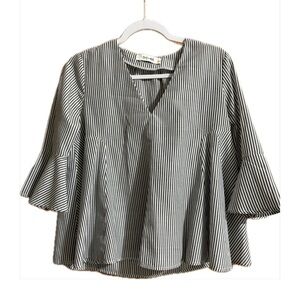DO BE Black White Striped Blouse Size Small Bell Sleeve Chic Modern